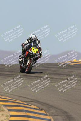 media/Oct-08-2023-CVMA (Sun) [[dbfe88ae3c]]/Race 3 Amateur Supersport Middleweight/